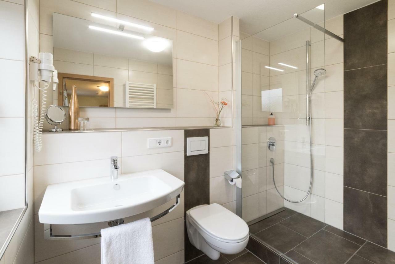 באד פיסינג Hotel Garni Vier Jahreszeiten מראה חיצוני תמונה