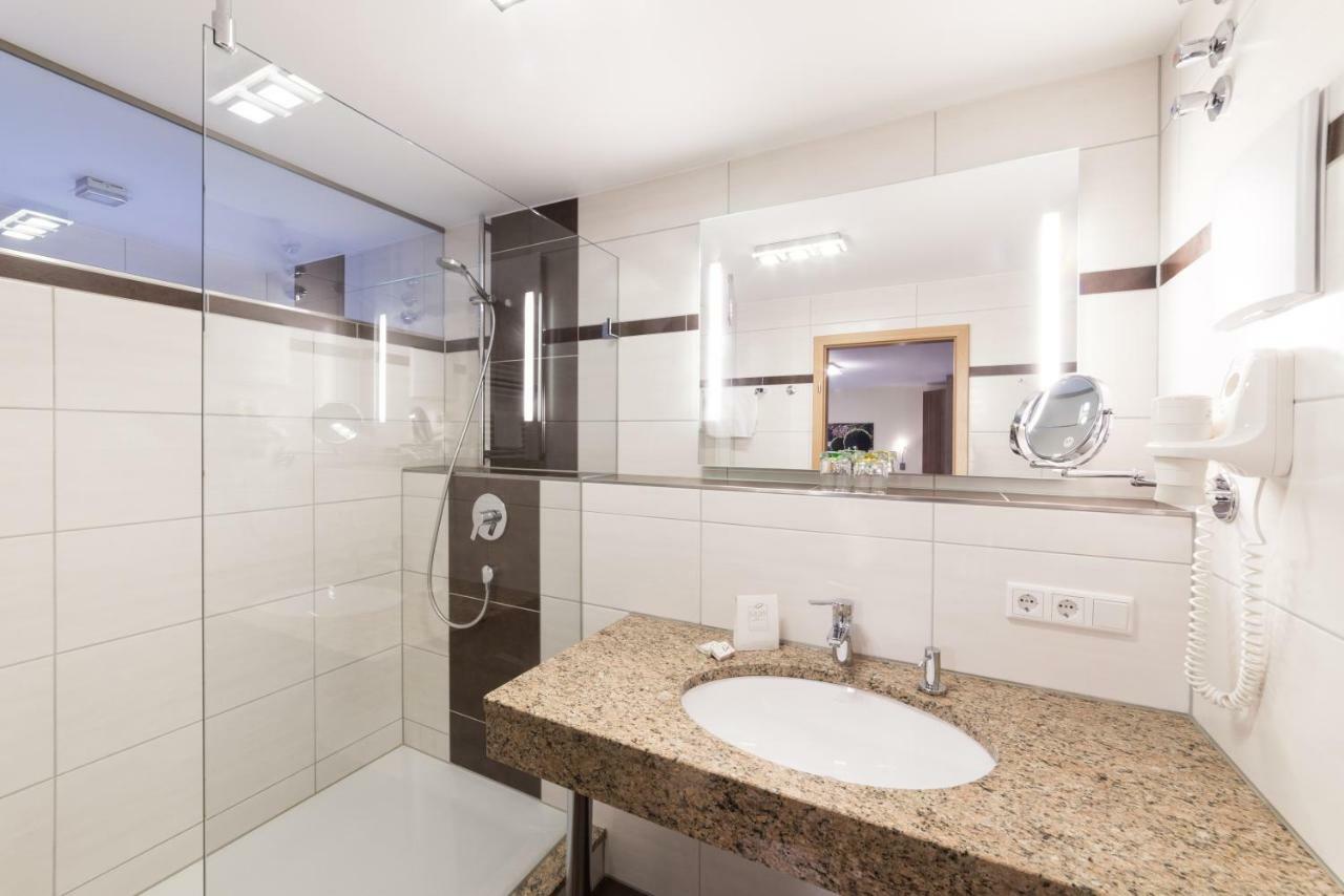 באד פיסינג Hotel Garni Vier Jahreszeiten מראה חיצוני תמונה